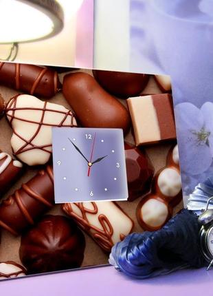 Ексклюзивний годинник для ласунів "шоколадні цукерки. 14 лютого. день закоханих" (c03754)3 фото