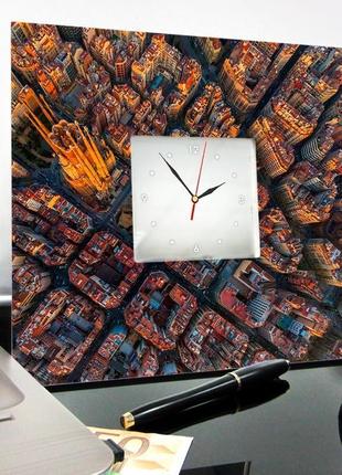 Часы с зеркалом и видом барселоны. крутой подарок для путешественника. каталония. испания (c04110)3 фото