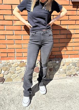 Нові жіночі джинси сірі розмір 36