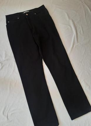 Женские черные джинсы, брюки1 фото
