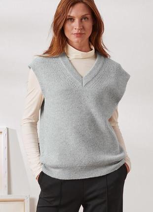 В'язаний светр з вовною розміри наш: 46-48 (40/42 євро1 фото