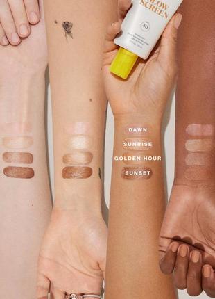 Сияющий солнцезащитный крем supergoop glow screen spf40 10 мл