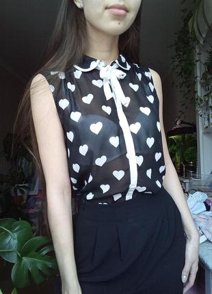 Чёрная блузка с сердечками, милая блуза с завязкой, шифоновая блуза майка, рубашка на пуговицах, чёрная майка шифоновая4 фото
