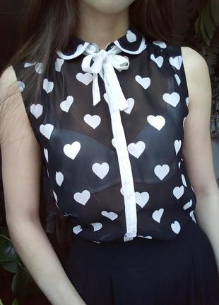 Чёрная блузка с сердечками, милая блуза с завязкой, шифоновая блуза майка, рубашка на пуговицах, чёрная майка шифоновая5 фото