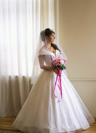 Весільна пишна сукня блискуче глітер3 фото