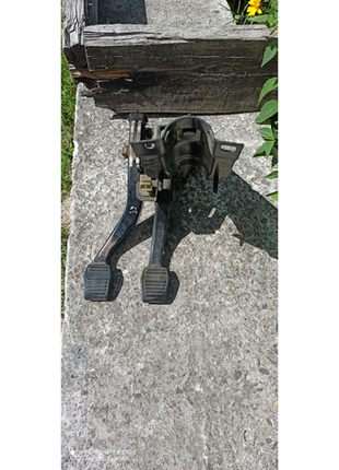 Педалі/ педальний вузол форд фієста мк 2