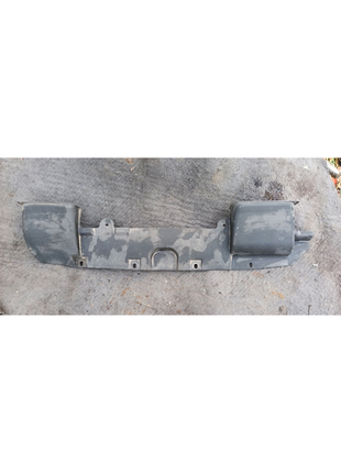 Дефлектор радіатора верх. форд ескорт/ford escort 96-99р.в