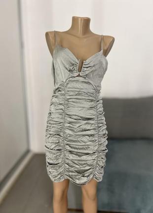 Трендовое мини платье с драпировкой No4245 фото
