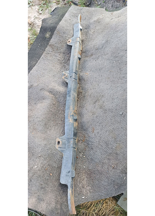 Планка кріплення заднього бампера форд фокус 1/ford focus99-04р.в