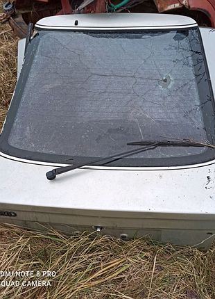 Кришка багажника/ лядо форд скорпіо