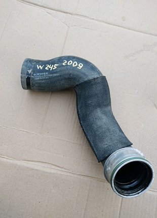 Патрубок інтеркулера a1695280482 mercedes w245 b200 b180 b170