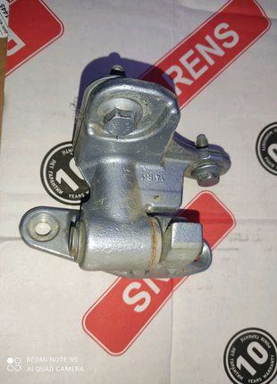Петля двері нижня зад ліва mercedes w245 b200 b180 a1697300337