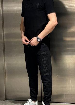 Брендовый комплект boss