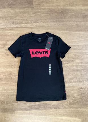 Нова футболка levis xs6 фото