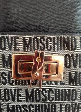 Большая винтажная брендовая сумка love moschino, оригинал.4 фото