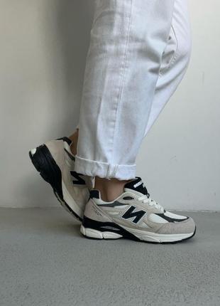 Жіночі кросівки new balance 990v3 x teddy santis