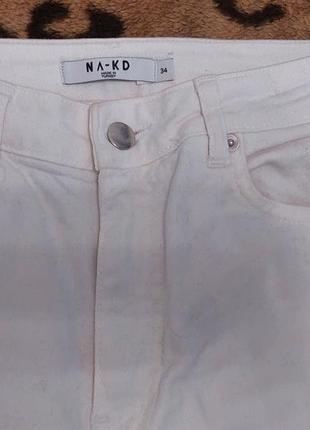 Белые джинсы скини3 фото
