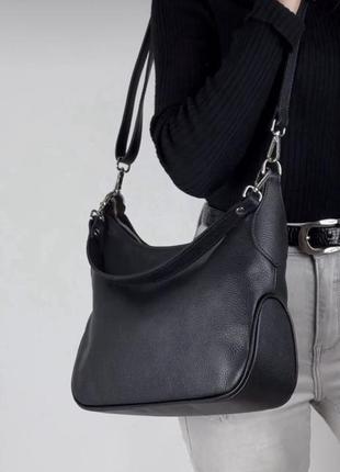 Женская кожаная черная вместительная сумка с 2-мя ремнями, vera pelle италия
