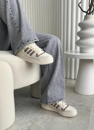 Женские кроссовки adidas forum beige