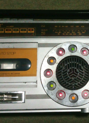Fm-radio ретро + касетний магнітофон