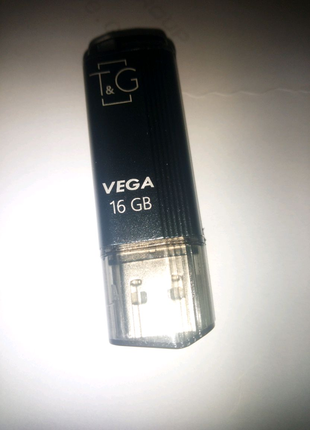 Нова usb-флешка на 16 гб висилаю
