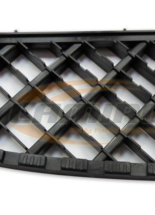 Volvo fl renault midlum накладка підніжки пластик, ліва