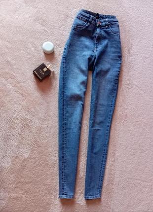 🔥розпродаж🔥базові стрейчеві сині джинси скіні