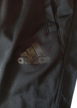 Спортивные шорты adidas оригинал4 фото