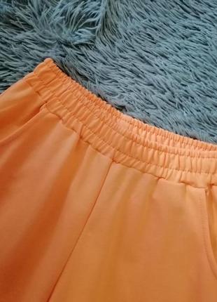 Летний морковные брюки кюлоты трикотаж туречковая накатка надпись3 фото