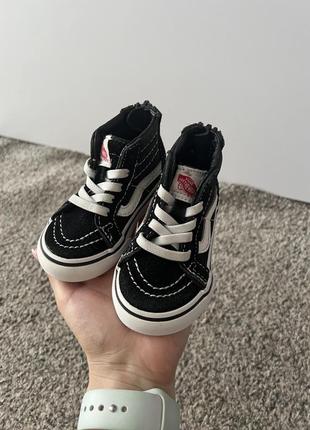 Кеди vans