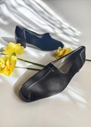 Замшеві класичні туфлі човники на маленькому каблуку gabor 🇩🇪 37-37,5 розмір9 фото