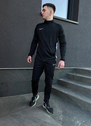 Спортивний костюм nike drifit9 фото