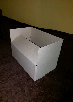 Новые картонные коробки