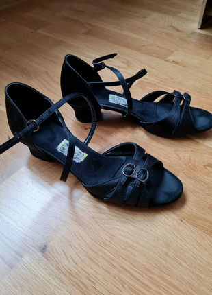 Взуття для танців1 фото