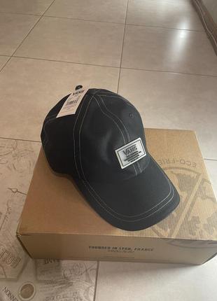 Кепка vans
