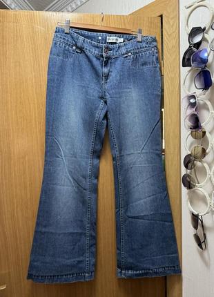 Синие джинсы кльош,женские джинсы кльош,прямые джинсы1 фото