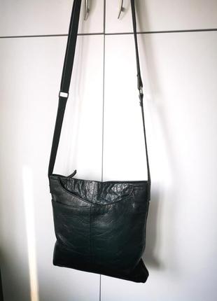 Красивая сумка кросс-боди из натуральной кожи white stuff8 фото