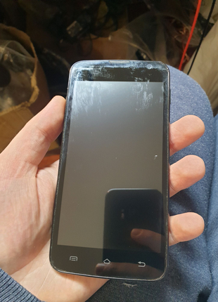 Zte leo s1 на запчастини або під ремонт телефон смартфон сенсорний android