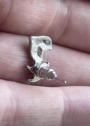 Оригинальные серьги сердце вампира