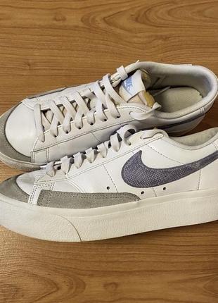 Кроссовки nike blazer