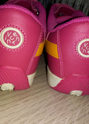 Взуття для дівчинки6 фото