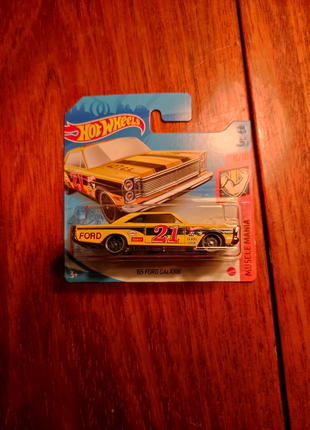 Th hot wheels ford galaxy 65