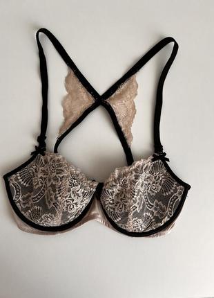 Жіночий бюстгальтер charade