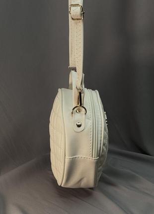 Cумка женская круглая небольшая, мини сумочка круглая с ремешком белый4 фото