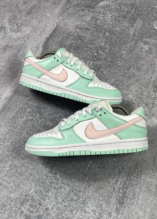 Оригинальные женские кроссовки nike dunk low