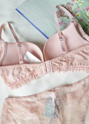 Нежный комплект белья intimissimi бюстгальтер elettra