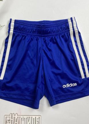 Привлеченные шорты оригинал adidas 110-116см/5-6р мальчик синий электрик1 фото