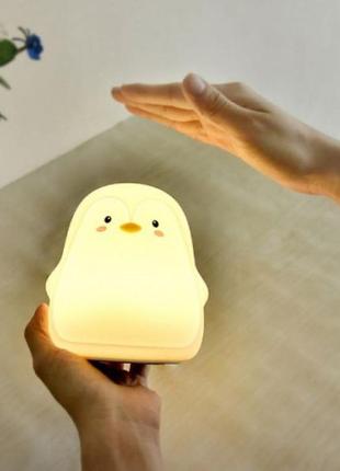 Силіконова іграшка-нічник пінгвін 3d toyslamp4 фото