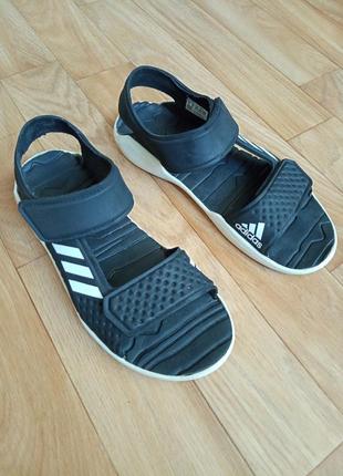 Босоніжки (сандалі) adidas 37 р.2 фото