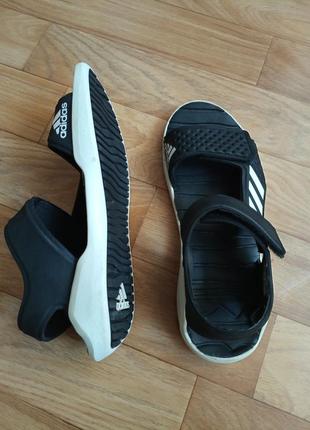 Босоніжки (сандалі) adidas 37 р.6 фото